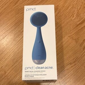 PMD Smart Facial Cleansing Device in Blue